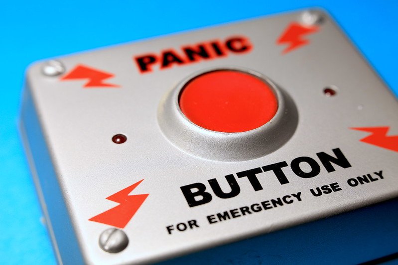 Tinder introduces panic button incase date goes wrong