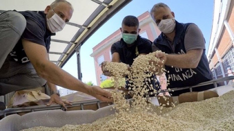 Italian police probe source of record billion euro drugs cargo