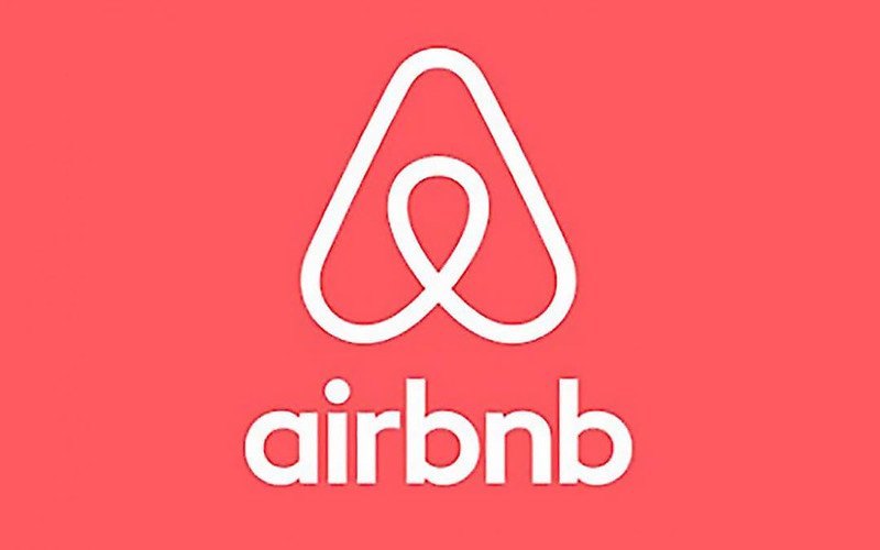 Airbnb to go public this month