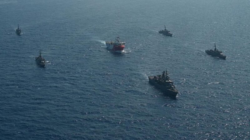 Turkey and Greece Set up Military Hotline Amid Energy Tensions