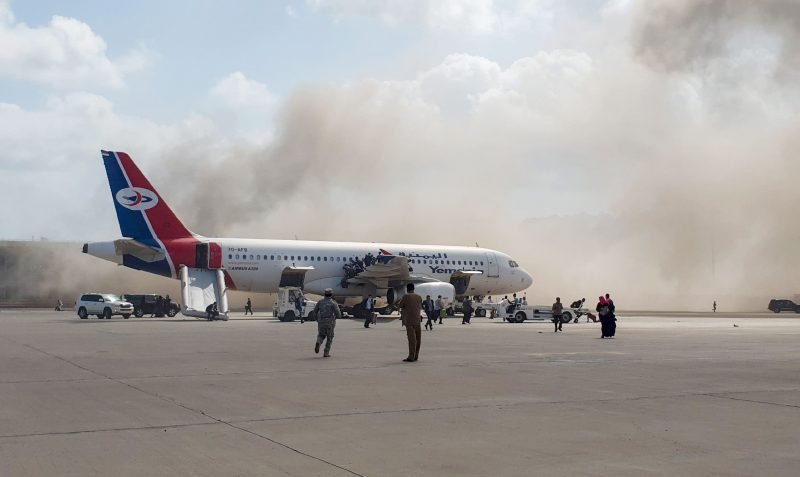 Yemen: Blasts Hit Aden Airport As New Unity Government Arrives