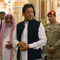 Pakistani PM Khan wins vote of confidence amid opposition boycott