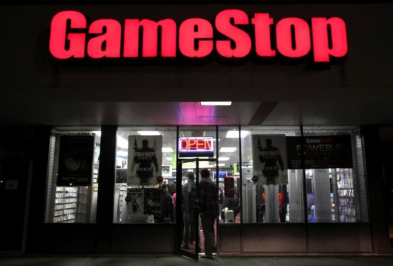 GameStop plans $1 billion stock sale, shares slide