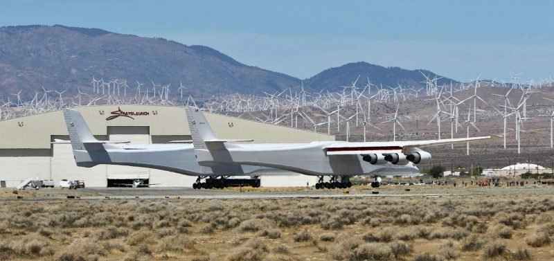 The enormous Stratolaunch aircraft completes its second test flight