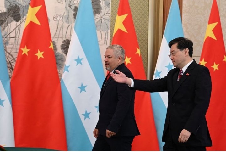 China develops relations with Honduras, Taiwan denounces financial demands
