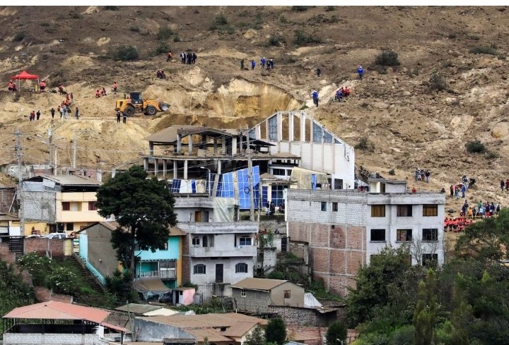 Death toll from Ecuador landslide hits 11