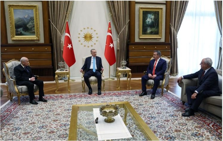 Erdogan claims Turkish intelligence killed IS head in Syria.