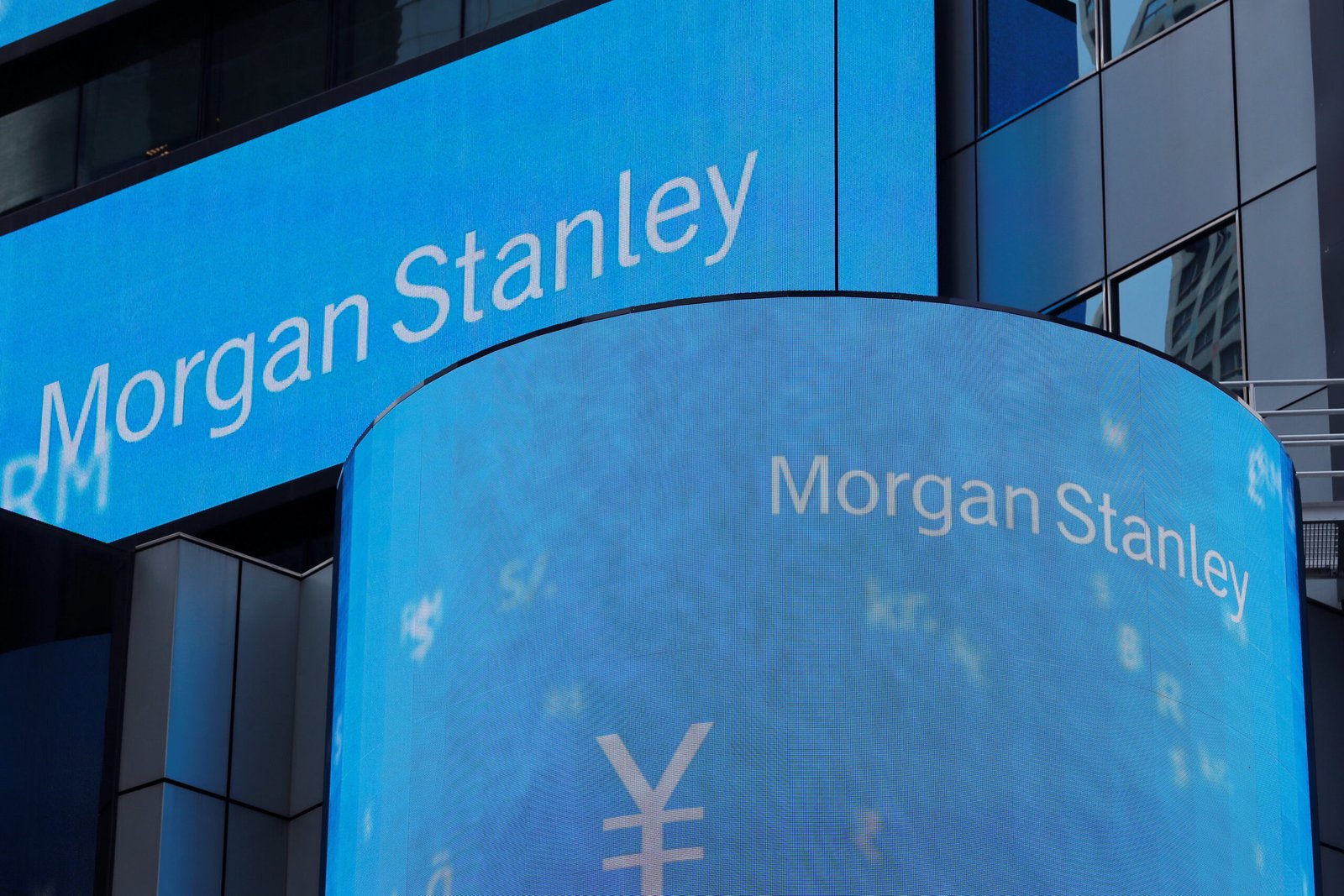 morgan-stanley-profit-beats-estimates-on-wealth,-shares-rise