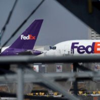 fedex-pilots-reject-tentative-deal,-supervised-talks-likely