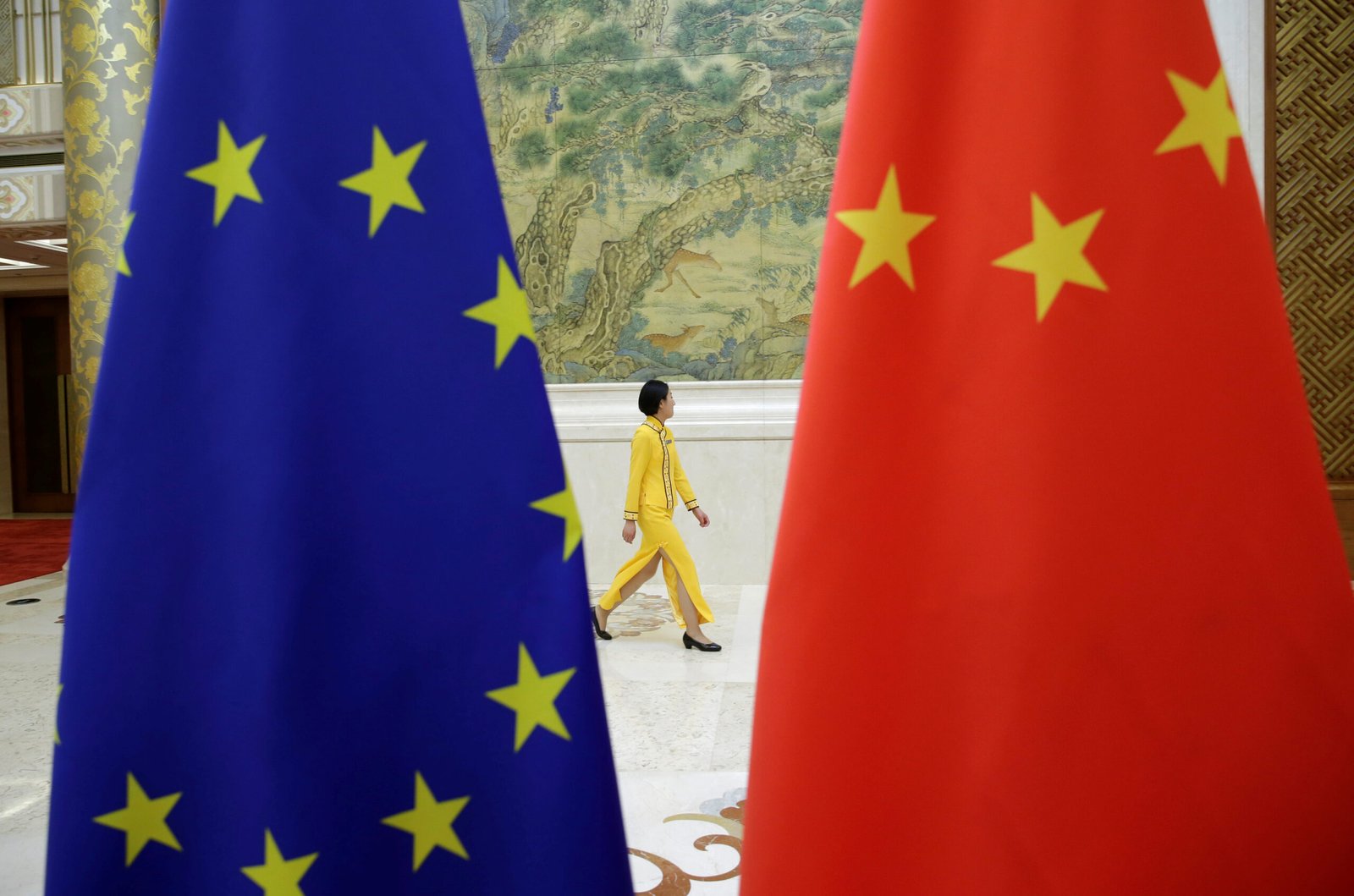 eu-says-lack-of-clarity-in-china’s-data-laws-is-concerning
