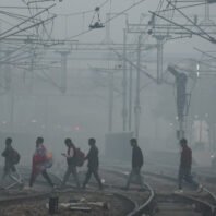 air-pollution-in-india’s-new-delhi-turns-‘severe’,-some-schools-shut
