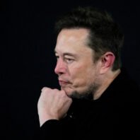 musk’s-xai-set-to-launch-first-ai-model-to-select-group