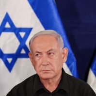 israel-open-to-‘little-pauses’-in-gaza-fighting,-netanyahu-says
